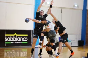 Sabbianco Ανόρθωση και Παρνασσός απευθείας  στις μάχες για τον τίτλο