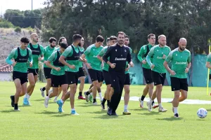 Ομόνοια: Αποστολή με 23 για ΑΠΟΕΛ