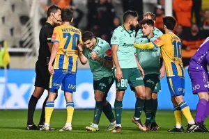 ΑΠΟΕΛ - Ομόνοια: Πράσινη πρόκριση στο 97' από την άσπρη βούλα! (φώτος)