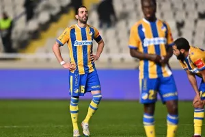 ΑΠΟΕΛ - Ομόνοια: Πράσινη πρόκριση στο 97' από την άσπρη βούλα! (φώτος)