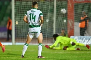 Καρμιώτισσα-Ομόνοια: Καρίμ και Γιούστε υπέγραψαν ανατροπή με φόντο... εξάδας!