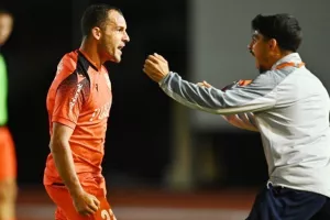Καρμιώτισσα-Ομόνοια: Καρίμ και Γιούστε υπέγραψαν ανατροπή με φόντο... εξάδας!