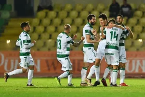 Καρμιώτισσα-Ομόνοια: Καρίμ και Γιούστε υπέγραψαν ανατροπή με φόντο... εξάδας!