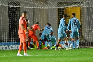 Καρμιώτισσα - ΕΝΠ: Εξάποντο... βήμα παραμονής! (φώτος)