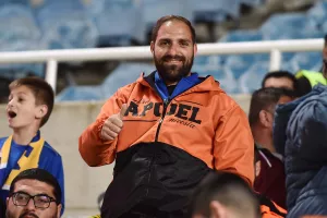 (Φωτορεπορτάζ) Ο κόσμος στο "αιώνιο"