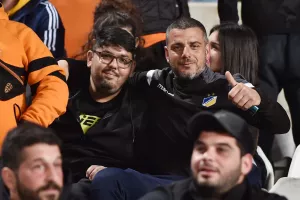 (Φωτορεπορτάζ) Ο κόσμος στο "αιώνιο"