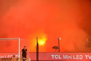 (BINΤΕΟ Kerkida/φώτος) Πορτοκαλί... σύννεφο και καθυστέρηση 