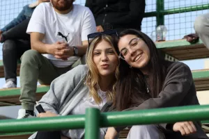 Γέμισαν τις κερκίδες στα Λατσιά! (φώτος)