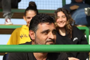Γέμισαν τις κερκίδες στα Λατσιά! (φώτος)