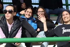 Γέμισαν τις κερκίδες στα Λατσιά! (φώτος)