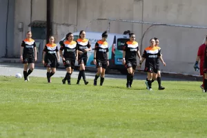 Απόλλων Ladies - Καρμιώτισσα Χρυσομηλιά (Φωτορεπορτάζ)