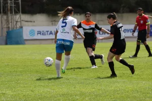 Απόλλων Ladies - Καρμιώτισσα Χρυσομηλιά (Φωτορεπορτάζ)