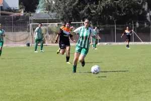 Άρης - Καρμιώτισσα Χρυσομηλιά Αγ. Αμβροσίου Κερύνειας (Φωτορεπορτάζ)