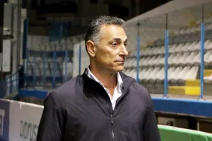Πρόστιμο στον Σάντη για αντιαθλητική συμπεριφορά κατά του διαιτητή