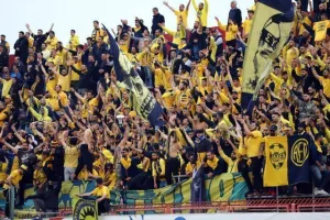 Νέα Σαλαμίνα - ΑΕΛ: "Όρθια" και... σφράγισε θέση στα ημιτελικά! (Φώτος)