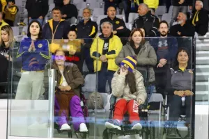 ΑΕΛ – Απόλλων: Της τερμάτισε το απόλυτο και το… έβαψε γαλάζιο! (Φώτος)