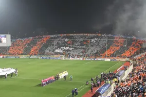 (Πορτοκαλί-ΒΙΝΤΕΟ) ΕΤΣΙ ξεκίνησε το ιστορικό βράδυ της 7ης Μαρτίου 2012