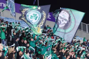 (Φωτορεπορτάζ) Ο κόσμος στο "αιώνιο"
