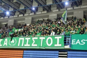 Το έκαψαν οι Ομονοιάτες/ΦΩΤΟΣ 