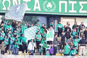 (Φωτορεπορτάζ) Ο κόσμος στο "Τσίρειο"