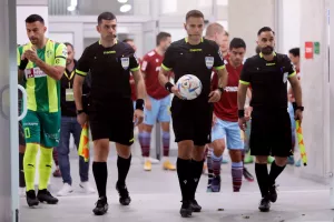 ΑΕΚ-ΕΝΠ: Με χατ-τρικ του Τρισκόφσκι, στην 1η θέση και... περιμένει (φώτος)
