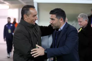 Δύο στα δύο
