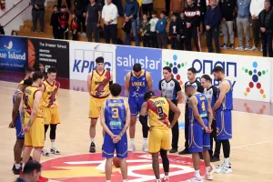Κεραυνός - ΑΠΟΕΛ: Το... ντέρμπι στην ομάδα του Στροβόλου (φώτος)