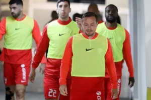 ΑΠΟΕΛ - Νέα Σαλαμίνα: Τριάρα, κορυφή, πρωτιά! (φώτος)