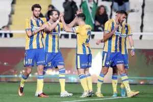 Ομόνοια - ΑΠΟΕΛ: Δυο αμυντικοί... το μοίρασαν (φώτος)