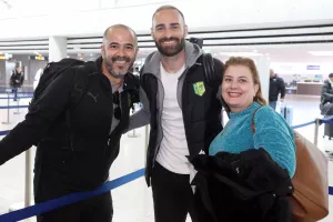 Πέταξε για Αγγλία η ΑΕΚ - Μαζί της το kerkida.net (φώτος)