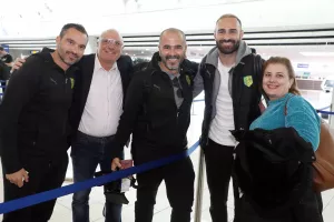Πέταξε για Αγγλία η ΑΕΚ - Μαζί της το kerkida.net (φώτος)