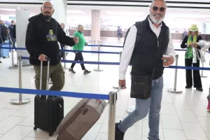Πέταξε για Αγγλία η ΑΕΚ - Μαζί της το kerkida.net (φώτος)