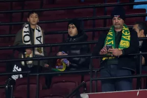 (Φωτορεπορτάζ) Οι ΑΕΚτζήδες στο "London Stadium"