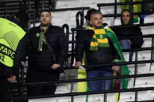 (Φωτορεπορτάζ) Οι ΑΕΚτζήδες στο "London Stadium"
