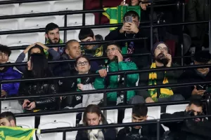 (Φωτορεπορτάζ) Οι ΑΕΚτζήδες στο "London Stadium"