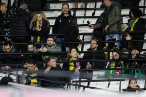 (Φωτορεπορτάζ) Οι ΑΕΚτζήδες στο "London Stadium"
