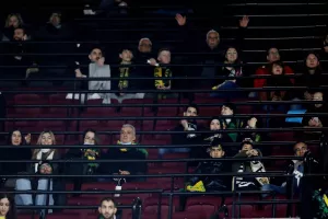 (Φωτορεπορτάζ) Οι ΑΕΚτζήδες στο "London Stadium"