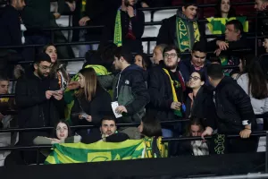 (Φωτορεπορτάζ) Οι ΑΕΚτζήδες στο "London Stadium"