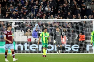 West Ham -AEK: Όλα τα ωραία κάποτε τελειώνουν -Αντίο... με βαριά ήττα (φώτος)