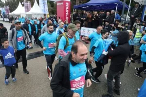 (ΦΩΤΟΡΕΠΟΡΤΑΖ) Εκκίνηση στην παρουσία του ΠτΔ- ΟΠΑΠ Μαραθώνιος Λεμεσού