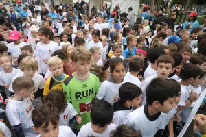 (ΦΩΤΟΡΕΠΟΡΤΑΖ) Εκκίνηση στην παρουσία του ΠτΔ- ΟΠΑΠ Μαραθώνιος Λεμεσού