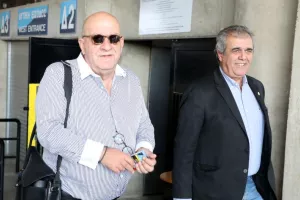 Ισχυρό ΟΧΙ για Κούμα