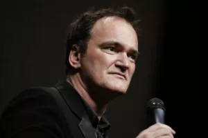 Ο Quentin Tarantino έγραψε το σενάριο της τελευταίας του ταινίας