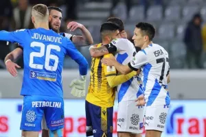 ΑΕΛ – Απόλλων: Της τερμάτισε το απόλυτο και το… έβαψε γαλάζιο! (Φώτος)