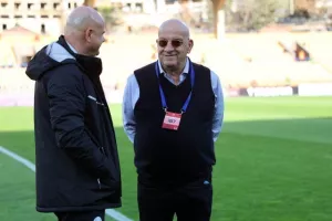 Αρμενία - Κύπρος: Φιλικό "Χ" με Καρώ και Τζίμη (Φώτος)