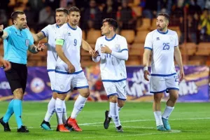 Αρμενία - Κύπρος: Φιλικό "Χ" με Καρώ και Τζίμη (Φώτος)