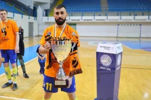 (BINTEO/Φώτος Kerkida) Η απονομή του τροπαίου στο ΑΠΟΕΛ