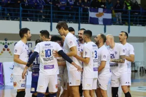 Πράσινο το κύπελλο, καταπράσινο NTΑΜΠΛ! (φώτος)