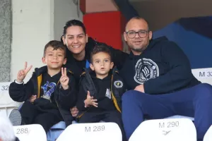 Ανόρθωση - Δόξα: Αφού δεν το τελείωσε η μία, το... γύρισε η άλλη! (Φώτος)