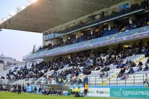 Ανόρθωση - Δόξα: Αφού δεν το τελείωσε η μία, το... γύρισε η άλλη! (Φώτος)